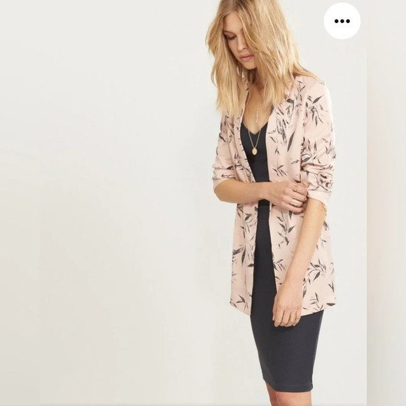 Dynamite Leaf me alone Printed Boyfriend Blazer S - Picture 1 of 7